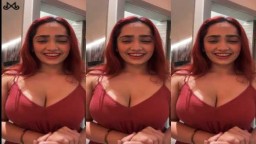 Aditi Mistry Show Nude Boobs in instagram live Viral Nude