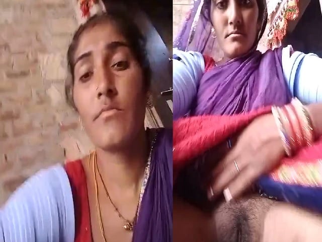 Hairy Pussy Showing Xxx Desi Village Bhabhi
