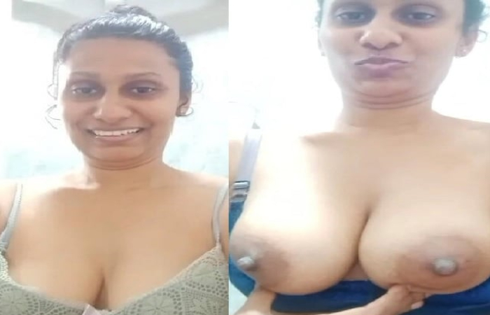 Srilankan Aunty Topless Big Boobs Showing Selfie HD
